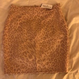 Windsor Blush Pink Leopard skirt- Size XS